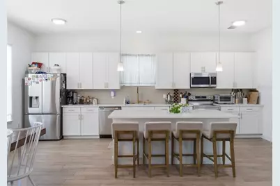 712 Reflection Lake Drive, Orlando, FL 32807 - Photo 7