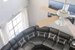 618 Berks Ct, Orlando, FL 32835 - Photo 9