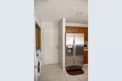 618 Berks Court, Orlando, FL 32835 - Photo 17