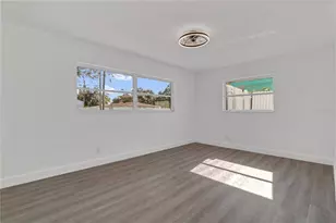 11598 Ridge Rd, Largo, FL 33778 - Photo 9