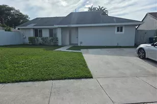 12322 SW 209th St, Miami, FL 33177 - Photo 1