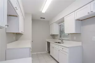 834 Cinnamon Dr, Winter Haven, FL 33880 - Photo 5