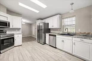 2024 Lemon Dr, Lake Wales, FL 33898 - Photo 5