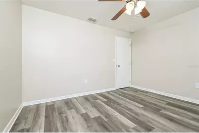 4135 Old Colony Road, Mulberry, FL 33860 - Photo 11