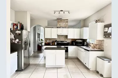 4049 Shawn Circle, Orlando, FL 32826 - Photo 9