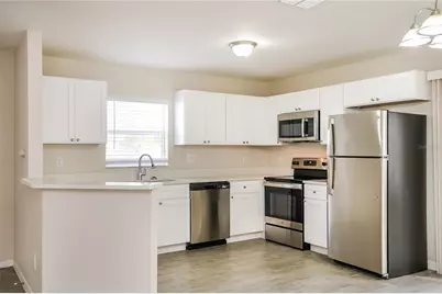 2427 18th Street S, Saint Petersburg, FL 33712 - Photo 5