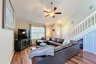 2716 Curry Woods Dr, Orlando, FL 32822 - Photo 7