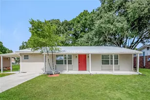 107 Lake Elizabeth Dr, Winter Haven, FL 33884 - Photo 1