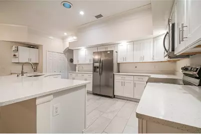 229 Strathmore Circle, Kissimmee, FL 34744 - Photo 13