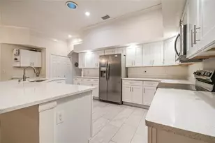 229 Strathmore Cir, Kissimmee, FL 34744 - Photo 13