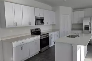 8325 SW 42nd Cir, Ocala, FL 34476 - Photo 3