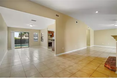 405 Park Ridge Avenue, Tampa, FL 33617 - Photo 9