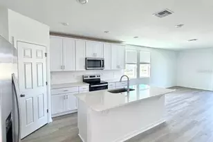 4555 Windy Oak Wy, Saint Cloud, FL 34772 - Photo 3