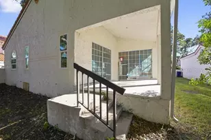 2921 La Concha Dr, Clearwater, FL 33762 - Photo 5