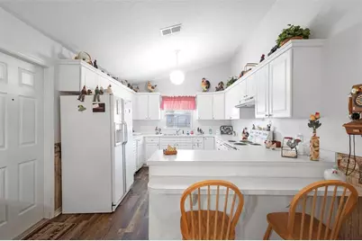 10320 Bumblebee Lane, Leesburg, FL 34788 - Photo 11