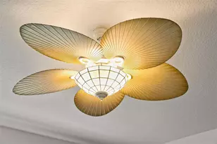 5740 Bounty Cir, Tavares, FL 32778 - Photo 43