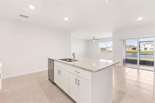 2270 Lake Preserve Cir, New Smyrna Beach, FL 32168 - Photo 7