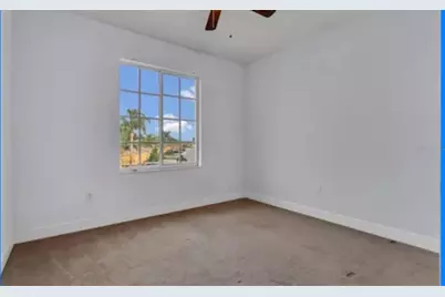 112 Ocean Bluff Drive, Kissimmee, FL 34759 - Photo 11