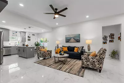 675 S Cedar Avenue, Orange City, FL 32763 - Photo 5