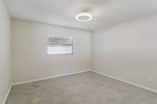 4240 N Landmark Dr, Orlando, FL 32817 - Photo 25