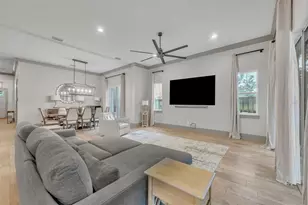 1018 Yates St, Orlando, FL 32804 - Photo 9