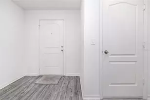 1668 Wynford Cir, Tavares, FL 32778 - Photo 5