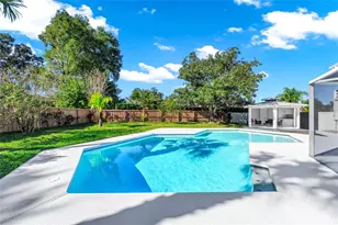 8922 Bay Cove Ct, Orlando, FL 32819 - Photo 13