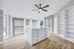 8922 Bay Cove Ct, Orlando, FL 32819 - Photo 73