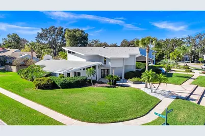 8922 Bay Cove Court, Orlando, FL 32819 - Photo 9