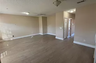 2034 Cypress Bay Blvd, Kissimmee, FL 34743 - Photo 9