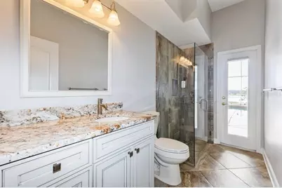 7704 Kings Passage Avenue, Orlando, FL 32835 - Photo 11