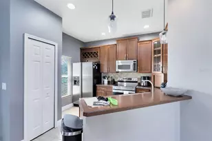 3891 Clubside Pointe Dr, Orlando, FL 32810 - Photo 7