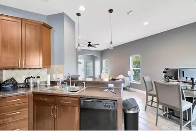 3891 Clubside Pointe Drive, Orlando, FL 32810 - Photo 9