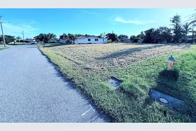 156 Francis Drive NE, Port Charlotte, FL 33952 - Photo 21