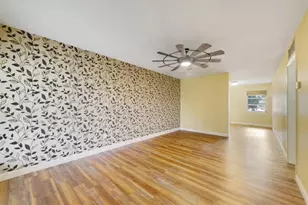 825 N Primrose Dr, Orlando, FL 32803 - Photo 15