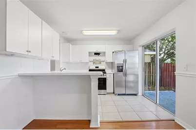 622 Cape Cod Circle, Valrico, FL 33594 - Photo 9