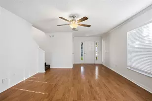 622 Cape Cod Cir, Valrico, FL 33594 - Photo 7