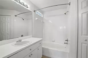 622 Cape Cod Cir, Valrico, FL 33594 - Photo 29