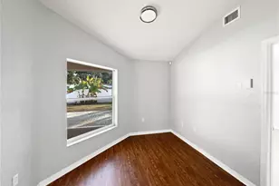 7010 Summit Cir, Winter Haven, FL 33884 - Photo 11