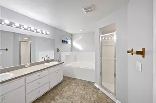 7010 Summit Cir, Winter Haven, FL 33884 - Photo 7