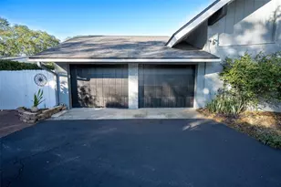 9807 Wedgewood Ln, Leesburg, FL 34788 - Photo 5