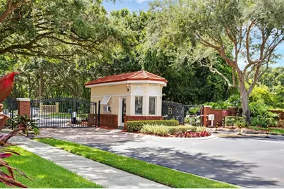 1019 Lake Berkley Drive, Kissimmee, FL 34746 - Photo 31