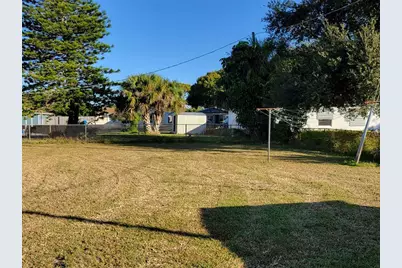 653 Atlas Avenue NE, Palm Bay, FL 32905 - Photo 3