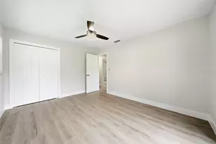 7655 Persian Ct, Orlando, FL 32819 - Photo 29