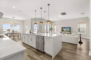 7386 Alpine Butterfly Ln, Orlando, FL 32819 - Photo 19