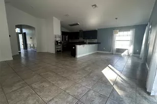 305 Chelmsford Ct, Kissimmee, FL 34758 - Photo 5