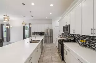 989 Maypole Dr, Apopka, FL 32703 - Photo 7