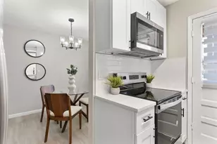 1920 E Edgewood Dr, Lakeland, FL 33803 - Photo 9