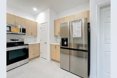 1736 Barton Towne Circle, Saint Cloud, FL 34769 - Photo 13