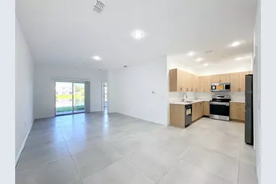 1736 Barton Towne Circle, Saint Cloud, FL 34769 - Photo 9